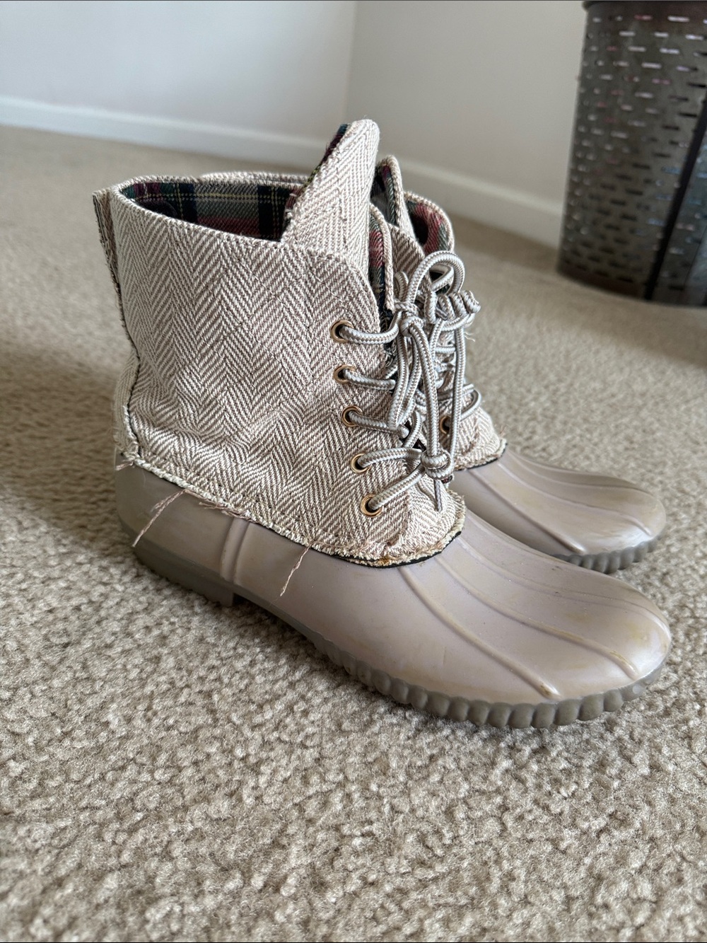 Women's Lace-Up Taupe Waterproof Duck Boots